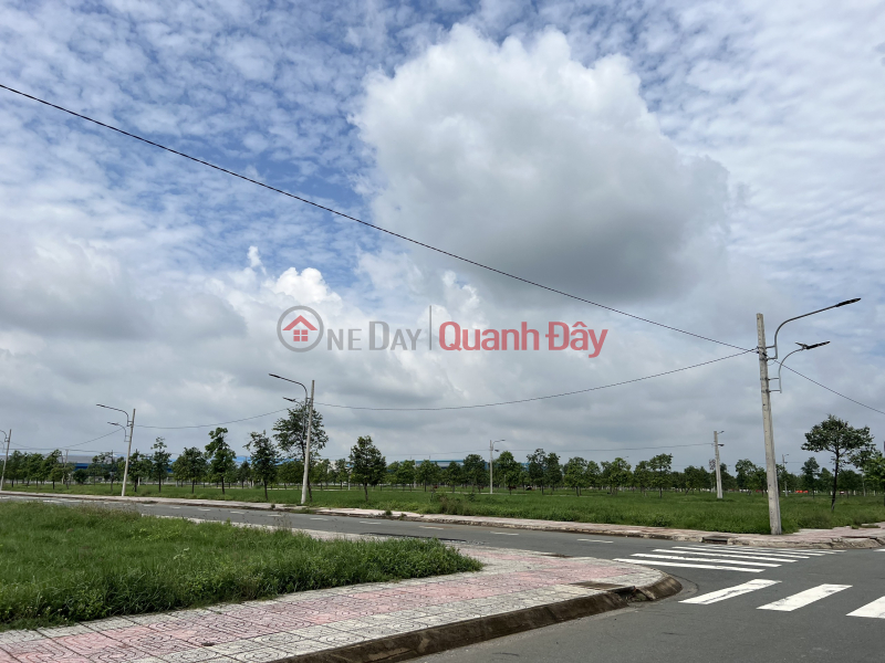 Thanh toán 350tr sở hữu ngay đất nền mặt tiền đường Đinh Đức Thiện - LONG AN | Việt Nam Bán đ 26 triệu