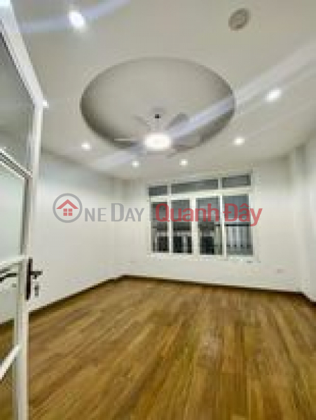 Property Search Vietnam | OneDay | Residential, Rental Listings | The owner rents an apartment at C7 Giang Vo, opposite Hanoi hotel, 60m2, 2 bedrooms, price 10 million\\/month