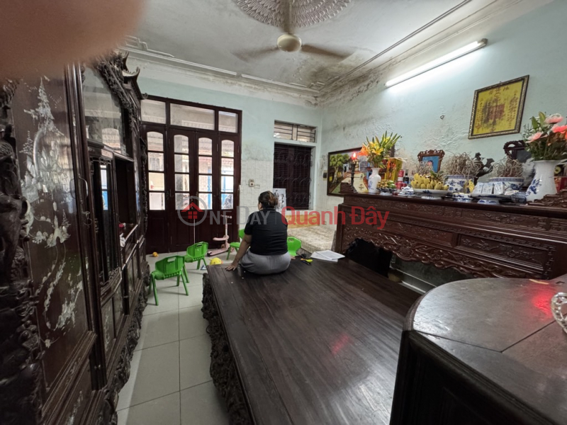 Trinh Dinh Cuu 100m only 14 billion, square title, near car, exploiting cash flow like flood | Vietnam | Sales, đ 14 Billion