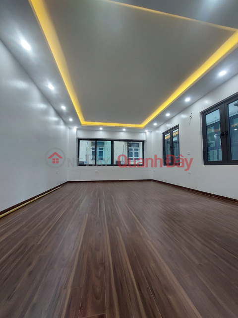 55m 6 Central Floor Dong Da District. Super Peak Business Wide Facade. Owner Wants To Sell Fast. _0