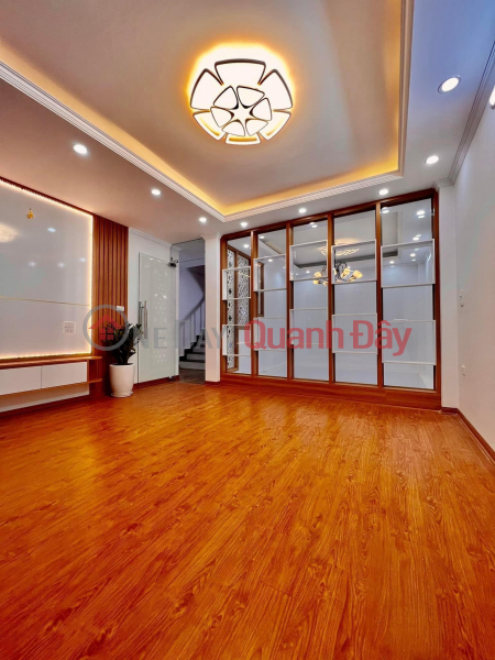 Property Search Vietnam | OneDay | Nhà ở Niêm yết bán NGÕ Ô TÔ, MỚI CỨNG, TIỆN ÍCH ĐẦY ĐỦ
45m x 6 tầng, mt 5,5, giá 6,2 tỷ