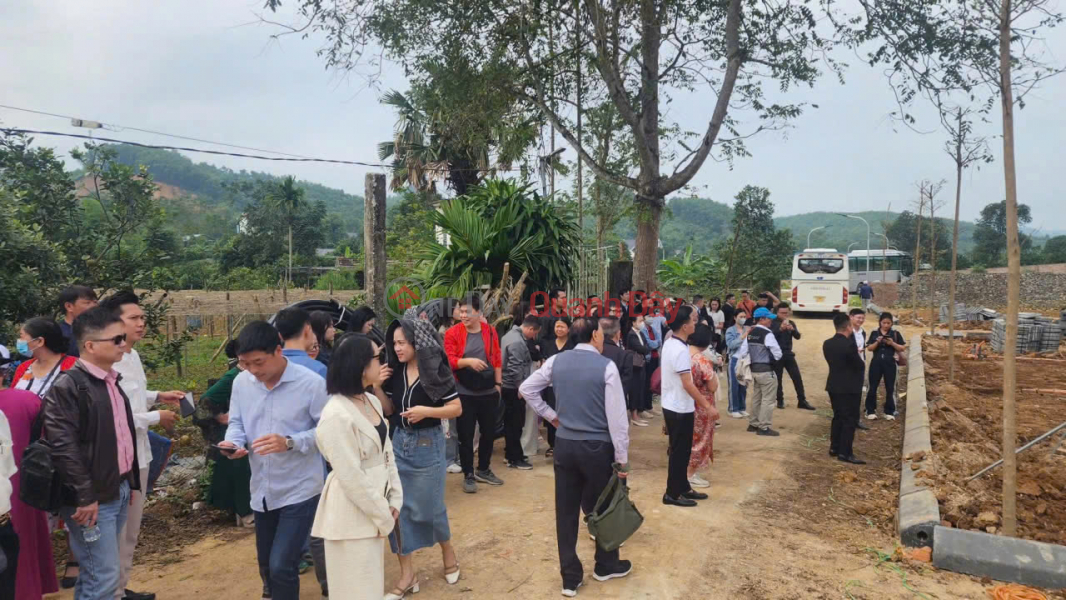 Làm ơn chọn, Nhà ở, Niêm yết bán đ 560 triệu
