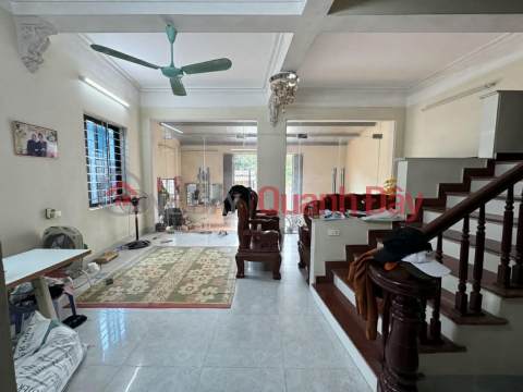 House for sale in Thach Ban, car accessible, open alley, about 3 minutes drive from Highway 5A _0