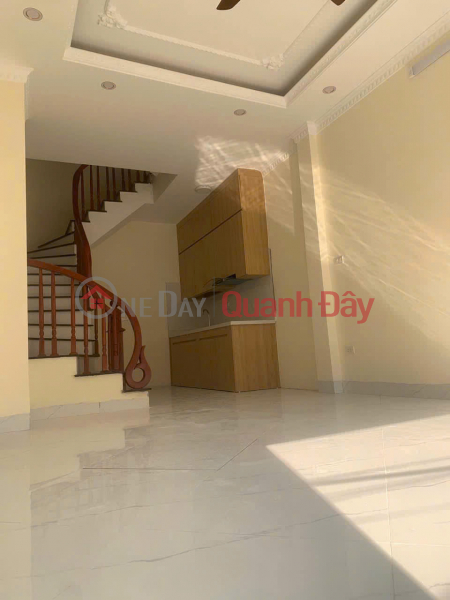 BÁN NHÀ CỔ LINH, ĐÀM QUANG TRUNG, GẦN TTTM AEON, NGÕ THÔNG, Ô TÔ ĐỖ CỬA, 5 TẦNG, XÂY MỚI. Niêm yết bán