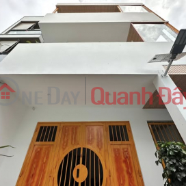 READY TO MOVE IN! 8 ROOMS FOR RENT, WHOLE HOUSE, 30M FROM MAIN ROAD, 42MX6 FLOORS, 7.8 BILLION VND, NO PLANNING RESTRICTIONS _0