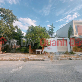 Land for sale in Tan Phong residential area, opposite the park, 7m asphalt road, only 2 billion 850 _0