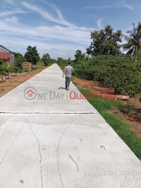 đ 950 Million, BEAUTIFUL LAND - INVESTMENT PRICE - OWNER URGENTLY NEEDS TO SELL LAND LOT EaPal Commune, Eakar, Dak Lak.