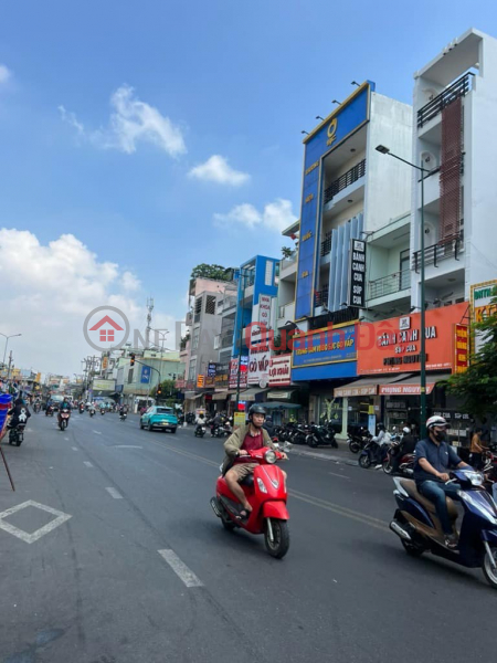 Main facade of Nguyen Van Nghi, Ward 5, Go Vap - Go Vap Market Sales Listings