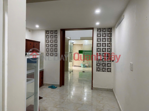► 20m from Nguyen Phuoc Nguyen main road, 74.4m2, 2 floors, 3 bedrooms, spacious yard, 3.7x billion VND _0