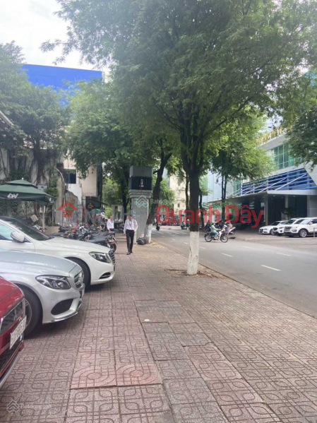 Ground floor for rent, building 82 Vo Van Tan, District 3, area 210m2, nice new office, with parking Vietnam, Rental | đ 110 Million/ month