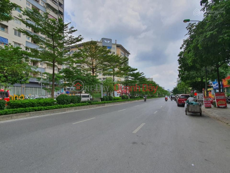 House for sale on Le Quang Dao street, Nam Tu Liem street, dt 77m, beautiful new 5 floors, 8.5m mt, asking price 25 billion. Sales Listings