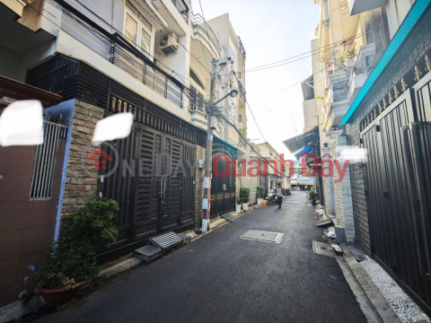 Bán nhà DT 64m2, Hẻm xe tải 5m Đường Lê Văn Phan, Q. Tân Phú _0