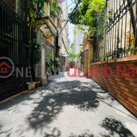 BÁN NHÀ: Trần Thái Tông .DT: 30m2 - 5 tầng - MT 3m - 7.5 tỷ _0