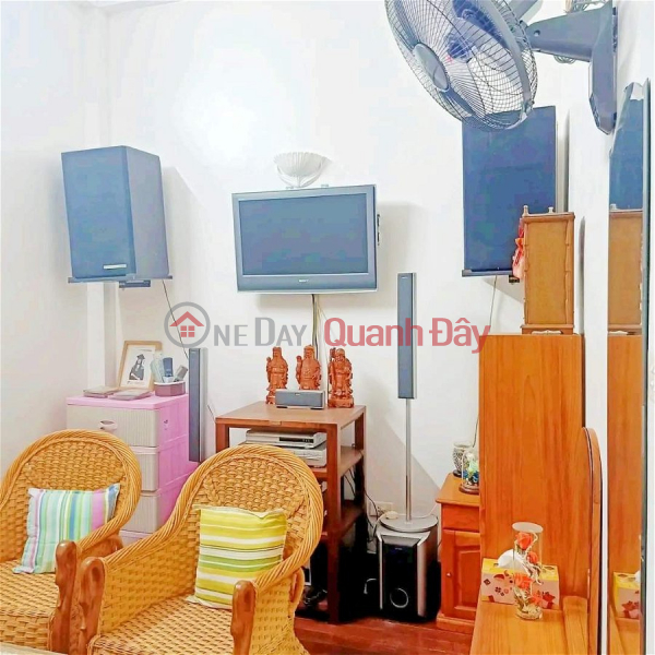 Townhouse for sale on Nguyen Luong Bang, Dong Da District. 41m Frontage 4m Approximately 13 Billion. Commitment to Real Photos Accurate Description., Vietnam Sales, đ 13.5 Billion