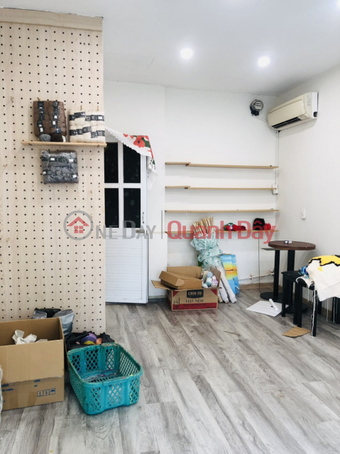 House for rent on Nguyen Huy Tu street - Hai Ba Trung, 22m2 x 3 floors, 6m frontage, 14 million\/month, sidewalk, car access _0