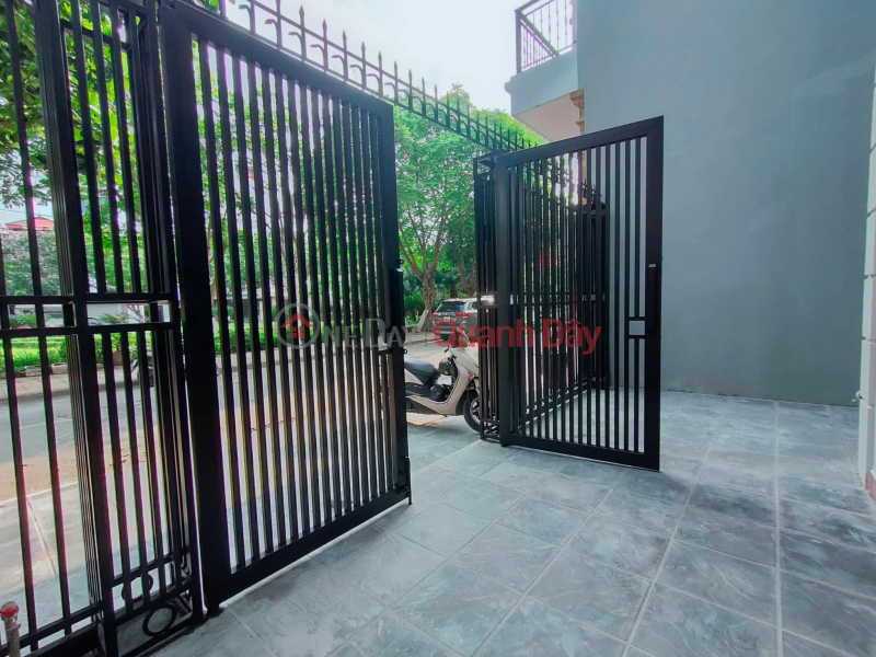 Property Search Vietnam | OneDay | Residential, Sales Listings Co Linh Street, Flower Garden View, Sidewalk, 3 Cars, 100m2, MT5m, Commercial-Office, Classy Living.
