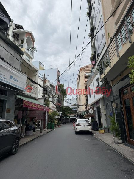 đ 8,9 tỷ, **Bán nhà HXH Lạc Long Quân, phường 9, Tân Bình (6*11),3 tầng mới
