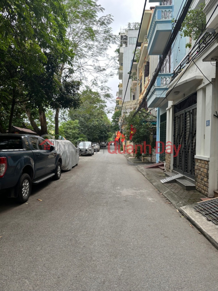 House for sale in Nguyen Xien subdivision - Business - car parking - FULL FACILITIES Sales Listings