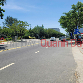 Beautiful land plot 6.1m wide, 40m from Vo Nguyen Giap, right at the exit to the beach, car-passable road, good price _0