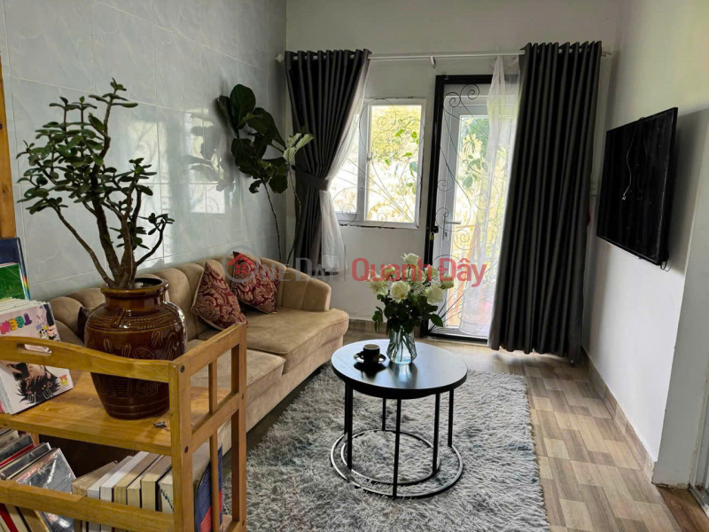 House for rent: 4 bedrooms, fully furnished, with parking space, price 10 million VND, located on Nguyen Sieu Street, Da Lat, Lam Dong. Vietnam | Rental, đ 10 Million/ month