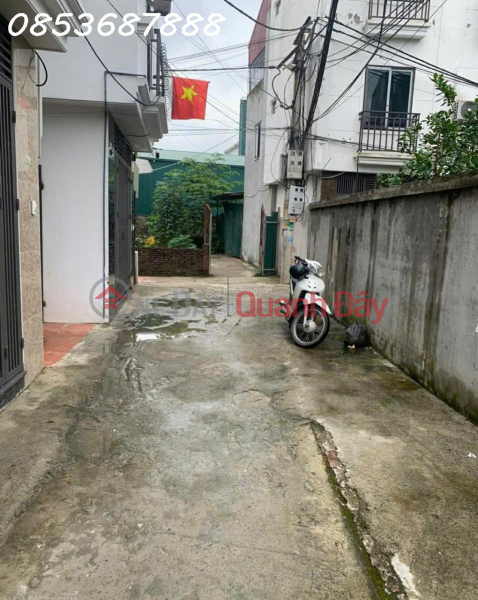 đ 5.1 Billion House for sale in Hoa Tham, just a few steps from Gleximco Zone D. 500m from Le Trong Tan Street.