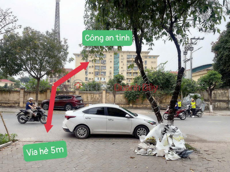 House on the street near Ha Nam Provincial Police 102m2 3ty990 Sales Listings