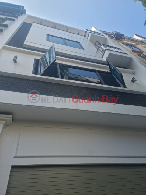 BEAUTIFUL HOUSE FOR SALE SAI DONG WARD 60M2 5 storeys MT 5.5M AUTO GATE 5.5 BILLION _0