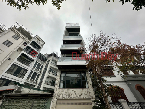 (100% real news) House for sale 73m2 x 8 floors on Lam Ha street - Million dollar interior - Highest peak in Long Bien _0