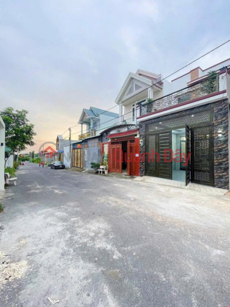 đ 2.99 Billion Super nice 1-storey house for sale in Trang Dai Ward, 10m wide asphalt road, only 2 billion 990