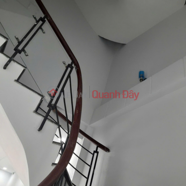 đ 13 Billion, Dong Lan Street Front House - Endless Car Parking - 2 Floors, 4 Bedrooms, Full Function - Price Negotiable, Super Lovely!