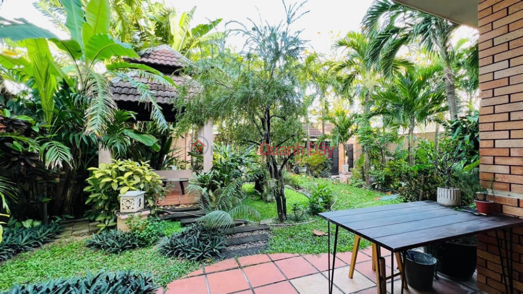 Garden Villa for Sale in Son Tra District, Da Nang, Area 450m2, 2 Floors, Only 4X Billion Sales Listings