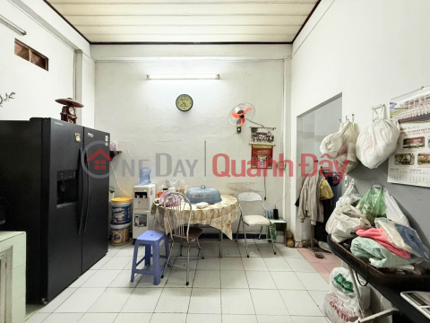 [L2330*] OWNER URGENTLY SELLING FOR ONLY 8 BILLION VND! _0