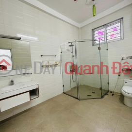 150m Căn Góc 3 Phòng Ngủ 2 WC Chung Cư Phố Hoàng Đạo Thúy. Tiện Ích Ngập Tràn. Chủ Làm Ăn Thuận Lợi Bán Để _0