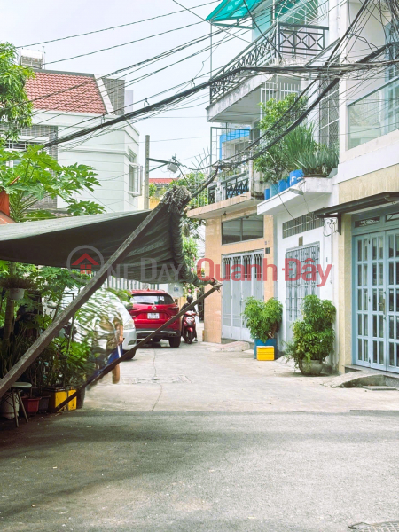 đ 5.5 Billion Reduced by 2 billion VND. House for sale on Le Quang Dinh Street, Binh Thanh District, 78m2, built as an apartment building, 5.5 billion VND.