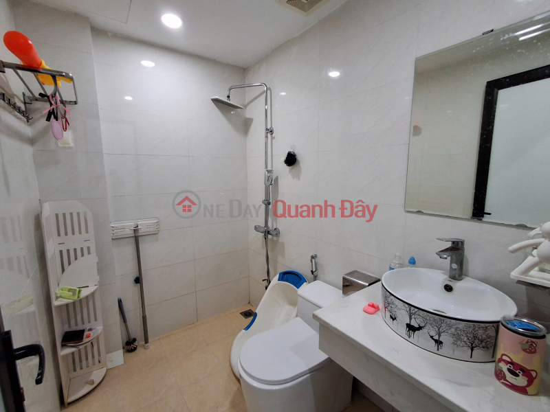 đ 13,5 tỷ, NHÀ ĐẸP KHU PHÂN LÔ 918 Phúc Đồng 40/45 m2 X 6 Tầng mặt tiền 3.6m,13.5 tỷ Long Biên-Hà Nội.