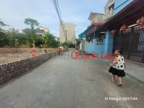 Selling 119m of CHEAPEST land in Van Noi - Road open to trucks - Avoid cars in front of the land _0