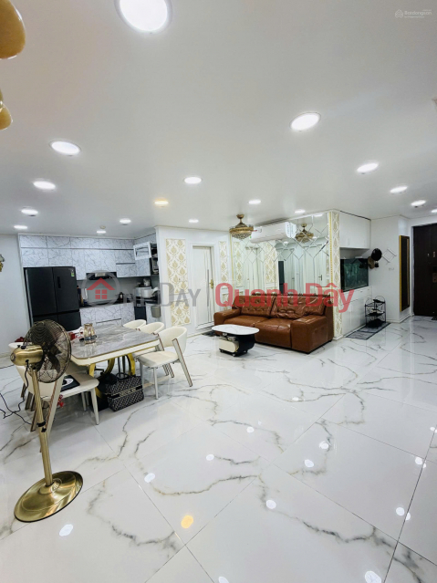 Căn góc 3 ngủ 3 mặt thoáng, thiết kế tây âu cực đẹp, nội thất nhập khẩu, sổ đỏ chính chủ _0