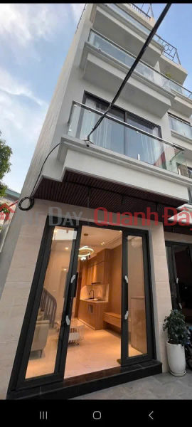 Bán nhà mới phố Việt Hưng 33 m2 X 5 tầng X 6.99 tỷ Long Biên Hà Nội.Ngõ rộng full nội thất về ở ngay. Niêm yết bán