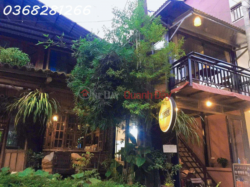 House for sale in Ta Van commune - right in the center of the village - right on the main road. Sales Listings