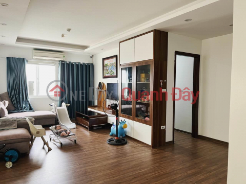 The owner sells CC 112m, 4 bedrooms, Ha Dong, corner apartment with 4 balconies, full furniture, price 2.55 billion. _0
