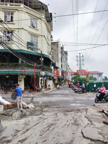 masterpiece of Sidewalk Lot Dividing Land - Duy Tan street frontage, corner lot - active, area 92m² - square meter 19m, price 19.8 billion. Vietnam Sales, đ 19.8 Billion