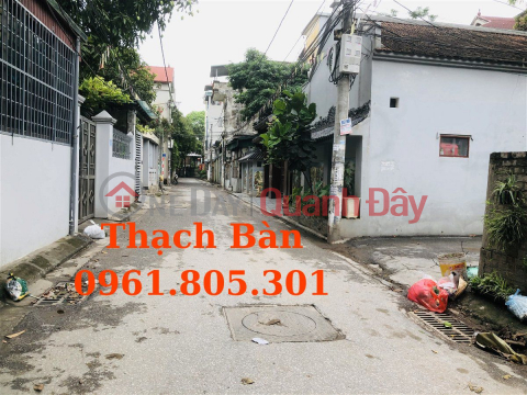 Thach Ban more than 3 billion 40m2 new house for Long Bien family in Hanoi. _0