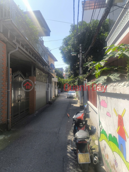 đ 25.5 Billion BEAUTIFUL LAND - GOOD PRICE - URGENTLY SELLING A PLOT OF POTENTIAL LAND IN THACH BAN WARD, LONG BEN, HA NOI