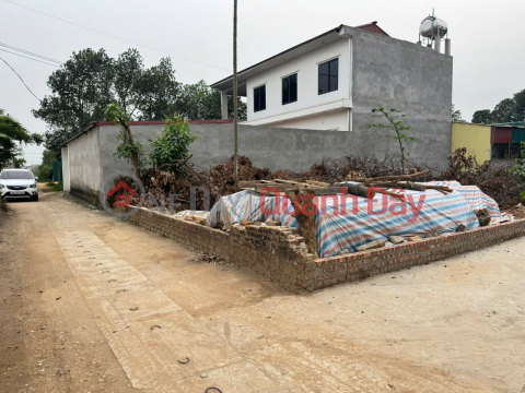 Land for sale in Kim Hoa, Me Linh, Hanoi. Corner lot, 2 frontages. Located close to Ring Road 4. _0