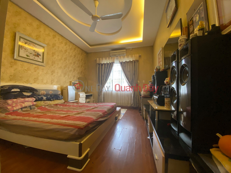 Property Search Vietnam | OneDay | Residential | Sales Listings, EXTREMELY RARE! THAI THINH TOWNHOUSE FOR SALE: 50M2, NEAR 5M FRONTAGE, CAR PARKING, BEAUTIFUL HOUSE ON THE RIGHT, ONLY 7.5 BILLION