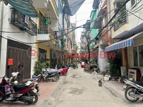 (Tin thật 100%) Bán CCMN 110m2 x 31CH tại Nguyễn Thái Học - Ô tô vào nhà - Dòng tiền 1,6 tỷ/năm _0