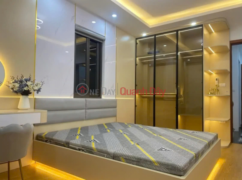 đ 6.8 Billion, Beautiful corner house with full furniture on Kim Nguu street. 55m2*4 floors, price 6.8 billion.