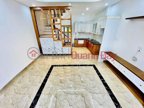 BEAUTIFUL HOUSE FOR SALE - DONG NGAC - BAC TU LIEM - AREA 37M2 - 5 FLOORS - PRICE 5.7 BILLION - ALLEY NEAR CARS - WIDE _0