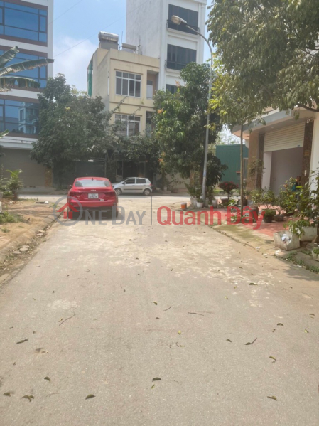 Property Search Vietnam | OneDay | Residential Sales Listings | Urgent sale of Duong Noi Service Land Lot 50 mt, 5 m m, flower garden view, subdivided lot, sidewalk for cars, avoiding 7 billion 25