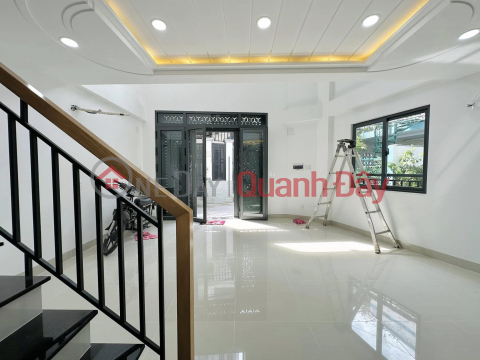 PLOT DIVISION, SIDEWALK, NO PLANNING RESTRICTIONS, DUC DIEN AREA, ELEVATOR, COMMERCIAL USE, AREA: 50Mx5T, 12 BILLION VND _0